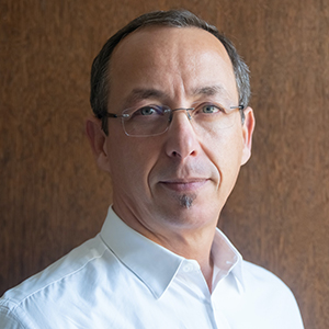 Nosotros founder